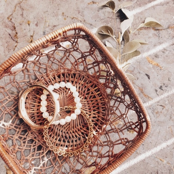 Other - {SOLD} Wicker Tray